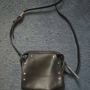Elegant Black Leather Crossbody Bag